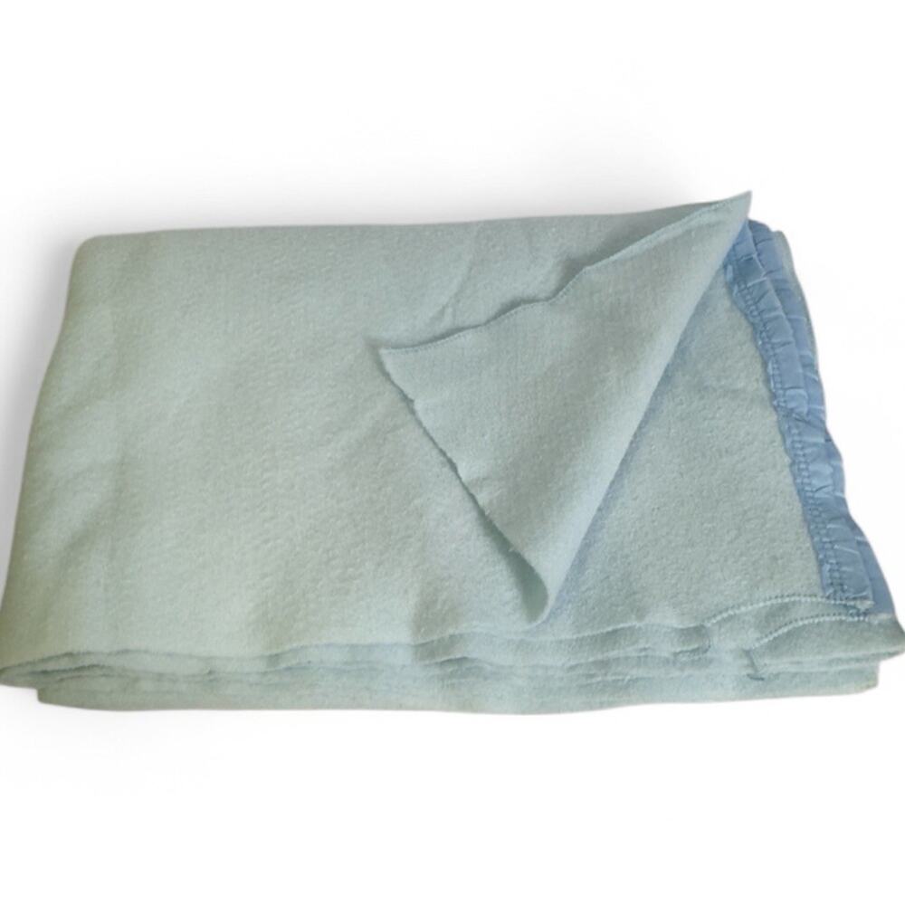 Vintage Light Blue Wool Blend Blanket Satin Trim 65x94 Twin Size Mid Century